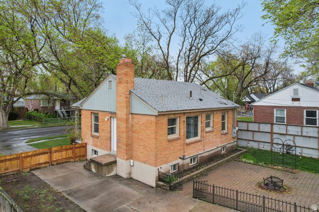 1379 S UTAHNA DR, Salt Lake City, UT 84104