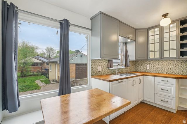 1379 S UTAHNA DR, Salt Lake City, UT 84104