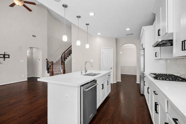 2964 Jade Springs Lane, Pearland, TX 77584