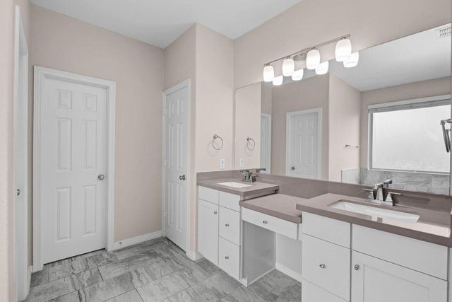 2964 Jade Springs Lane, Pearland, TX 77584