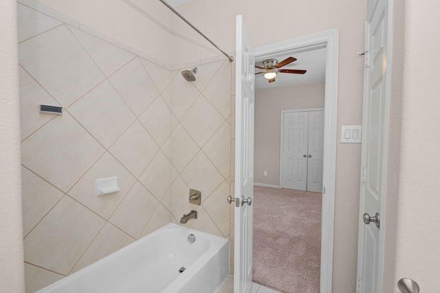 2964 Jade Springs Lane, Pearland, TX 77584