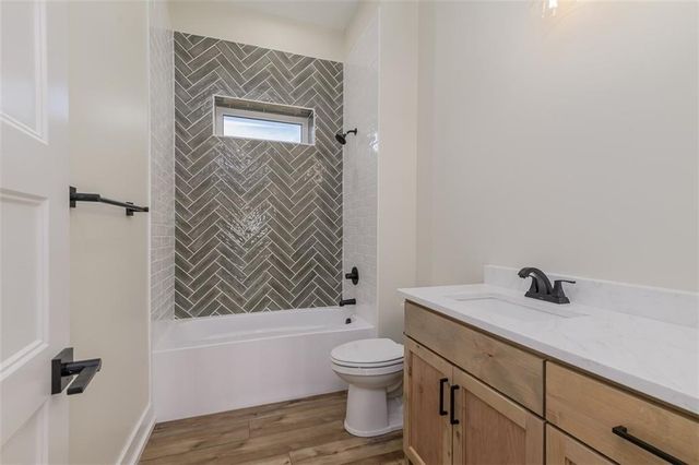 12314 222nd Street, Linwood, KS 66052