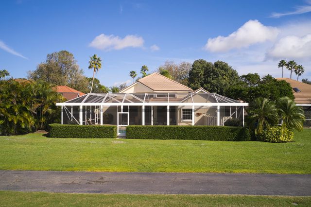 109 Golfview Court, Palm Beach Gardens, FL 33418