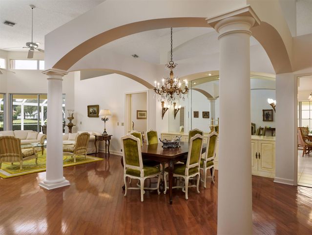 109 Golfview Court, Palm Beach Gardens, FL 33418