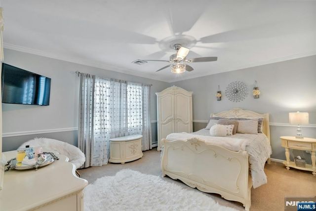 35 Malcolm Place, Mahwah, NJ 07430