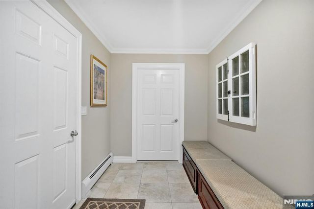 35 Malcolm Place, Mahwah, NJ 07430