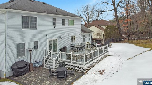 35 Malcolm Place, Mahwah, NJ 07430