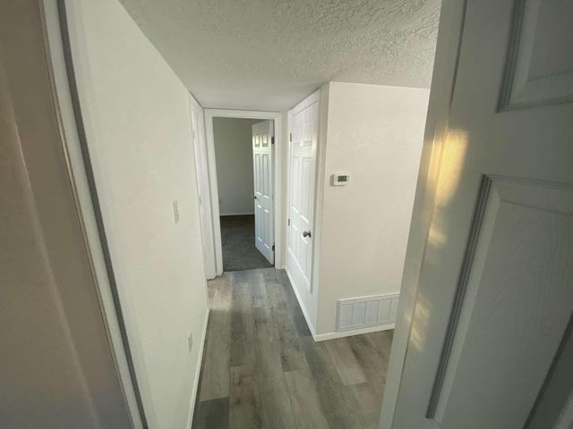 538 58th Street NW, Albuquerque, NM 87105