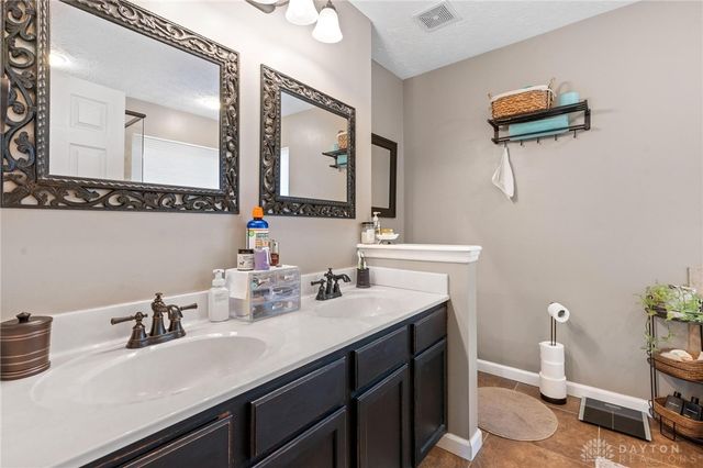 154 George Wythe Way, Beavercreek, OH 45434