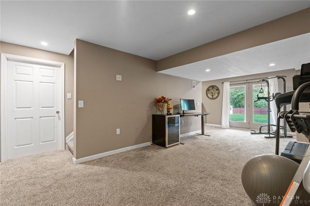 154 George Wythe Way, Beavercreek, OH 45434