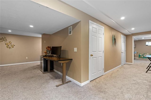 154 George Wythe Way, Beavercreek, OH 45434