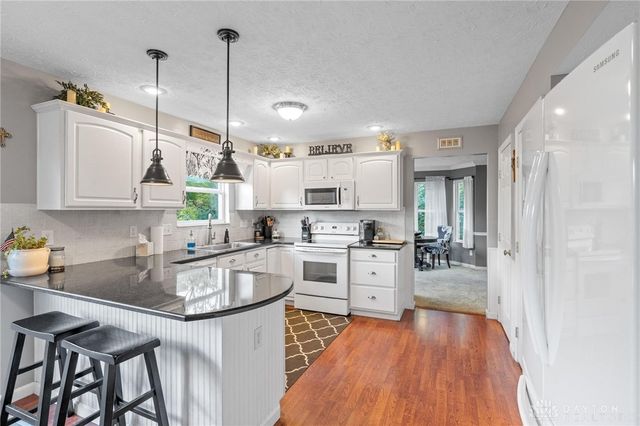 154 George Wythe Way, Beavercreek, OH 45434