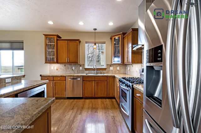 6860 W Leckwold Drive, Wasilla, AK 99623