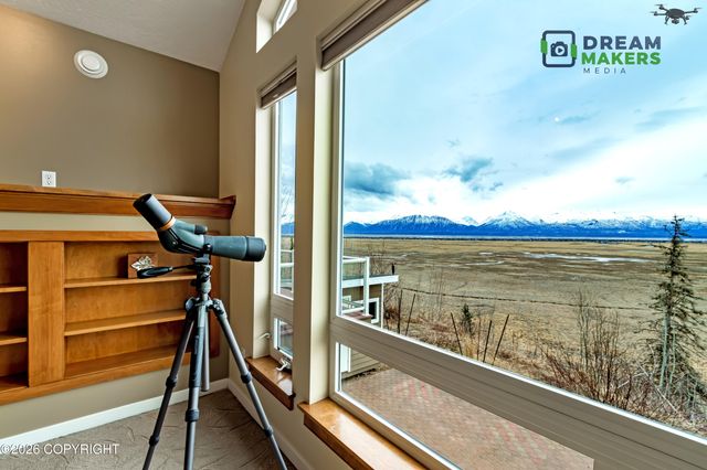 6860 W Leckwold Drive, Wasilla, AK 99623