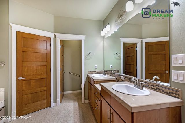 6860 W Leckwold Drive, Wasilla, AK 99623