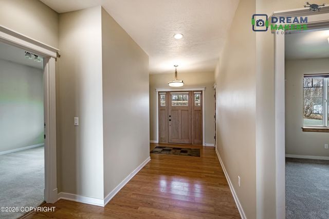 6860 W Leckwold Drive, Wasilla, AK 99623