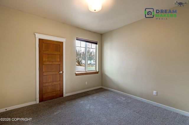 6860 W Leckwold Drive, Wasilla, AK 99623