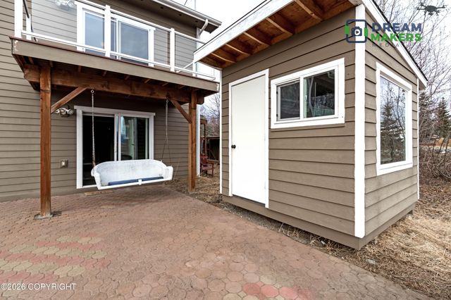 6860 W Leckwold Drive, Wasilla, AK 99623