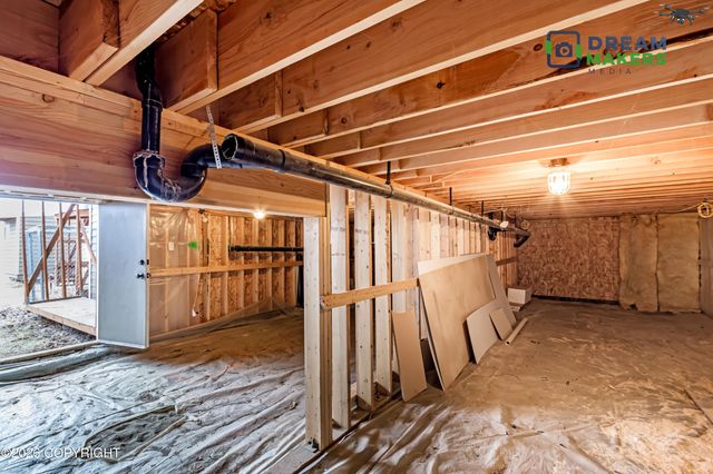 6860 W Leckwold Drive, Wasilla, AK 99623