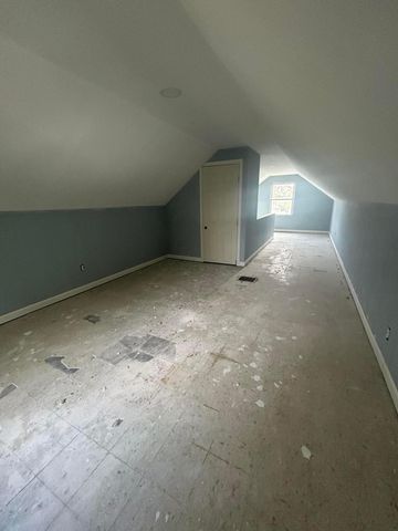 1386 E 22nd Avenue, Columbus, OH 43211