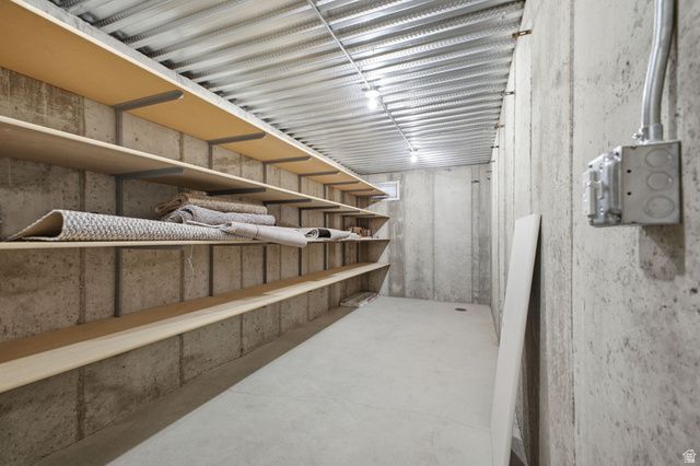 630 E 100 S, Hyrum, UT 84319