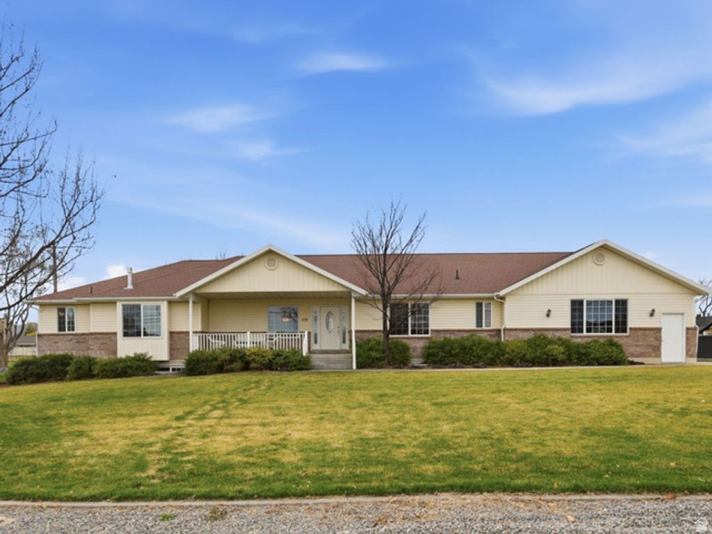 630 E 100 S, Hyrum, UT 84319