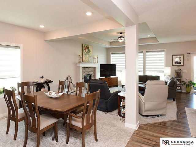 11976 S 113th Street, Papillion, NE 68046