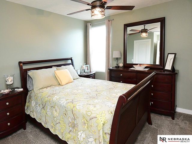 11976 S 113th Street, Papillion, NE 68046