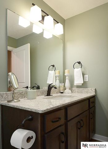 11976 S 113th Street, Papillion, NE 68046