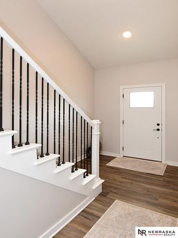 11976 S 113th Street, Papillion, NE 68046