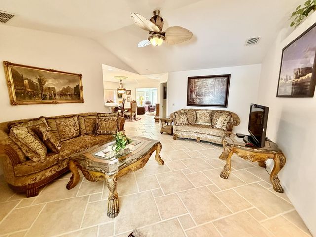 2595 SE 6th Avenue, Okeechobee, FL 34974