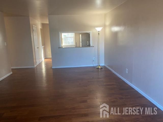 408 Woodbridge Commons Way, Iselin, NJ 08830