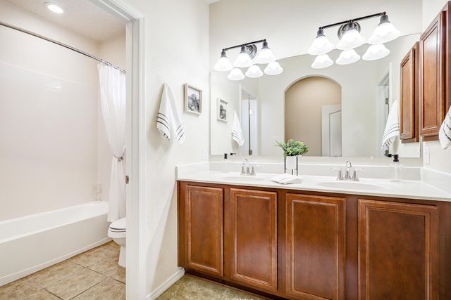 4345 Santo Domingo Street B, Santa Fe, NM 87507