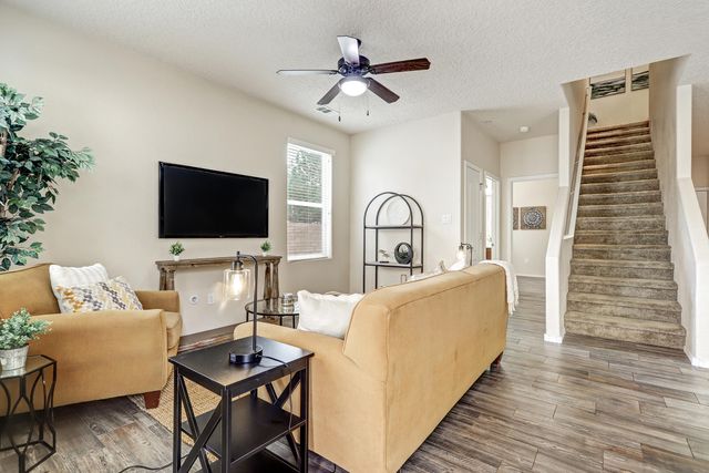 4345 Santo Domingo Street B, Santa Fe, NM 87507