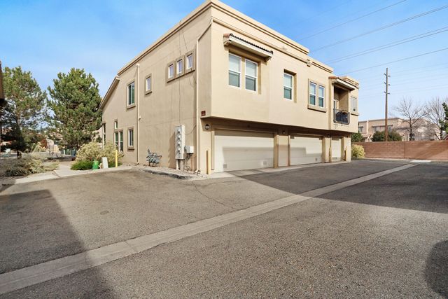 4345 Santo Domingo Street B, Santa Fe, NM 87507