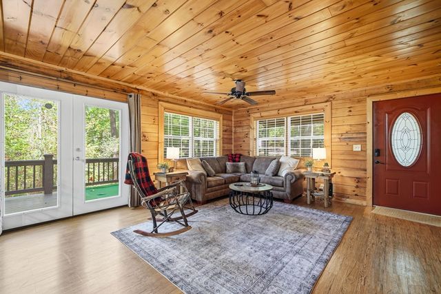 25 Foster Lane, Morganton, GA 30560