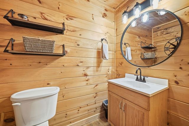 25 Foster Lane, Morganton, GA 30560