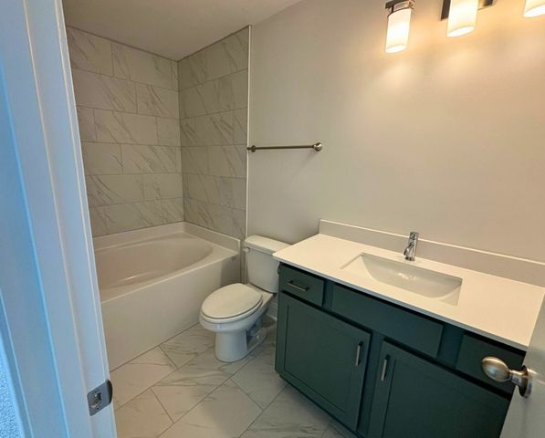 872 Westcott Ln, Antioch, TN 37013