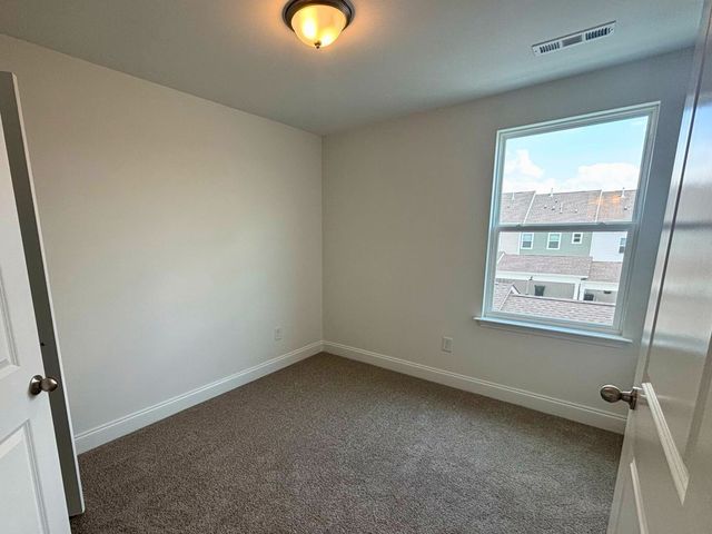 872 Westcott Ln, Antioch, TN 37013