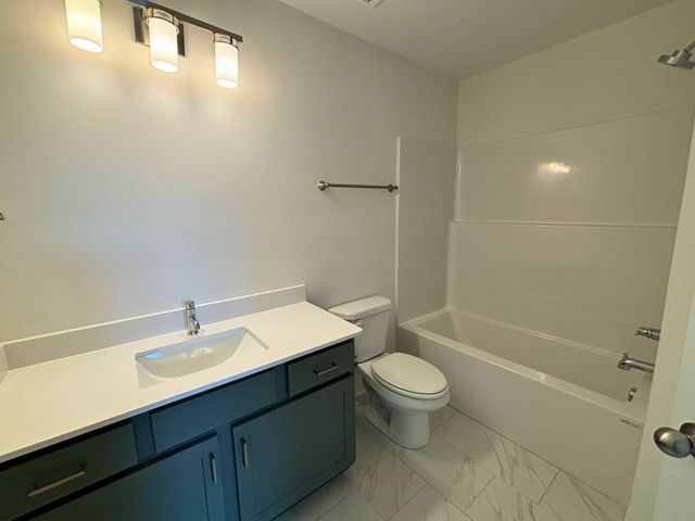 872 Westcott Ln, Antioch, TN 37013