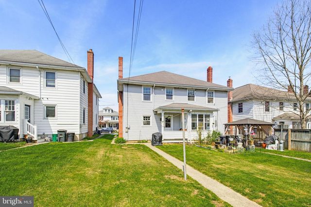 308 E NEW ST, Lititz, PA 17543