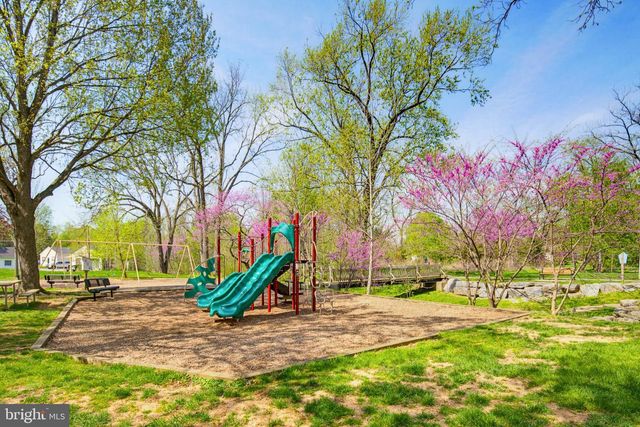 308 E NEW ST, Lititz, PA 17543