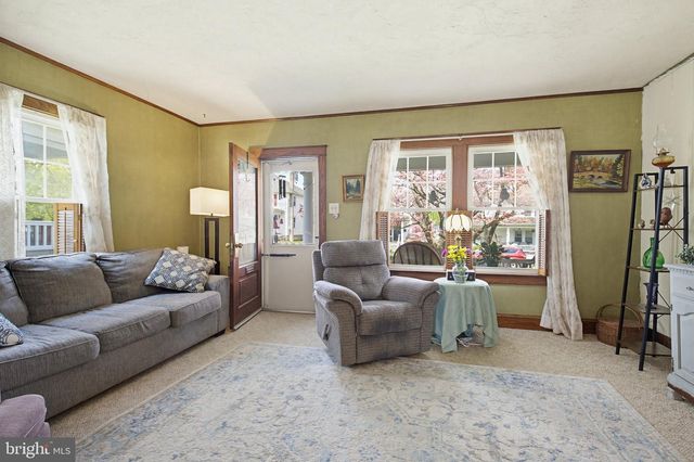 308 E NEW ST, Lititz, PA 17543