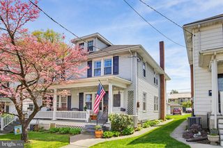 308 E NEW ST, Lititz, PA 17543