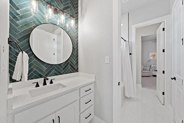 1102 Woodpark LN, Georgetown, TX 78633