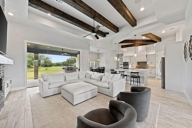 1102 Woodpark LN, Georgetown, TX 78633