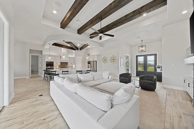 1102 Woodpark LN, Georgetown, TX 78633