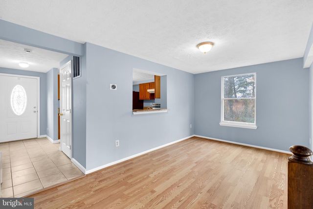 7600 MANDAN RD, Greenbelt, MD 20770