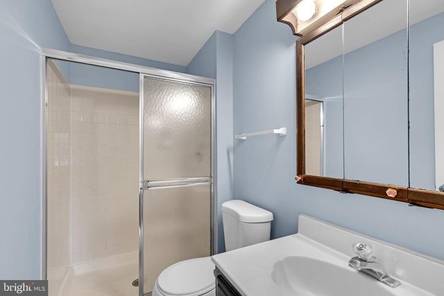 7600 MANDAN RD, Greenbelt, MD 20770