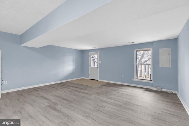 7600 MANDAN RD, Greenbelt, MD 20770